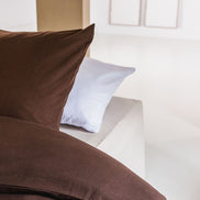 Egyptisch katoenen beddengoed in chocolate brown met luxe en warme uitstraling
