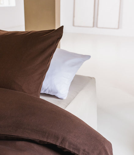 Egyptisch katoenen beddengoed in chocolate brown met luxe en warme uitstraling