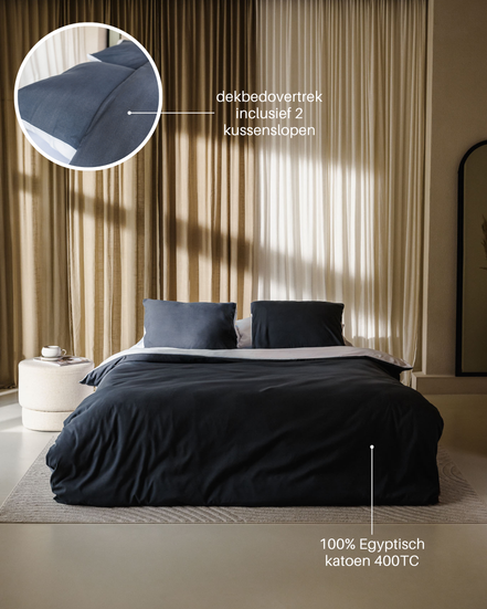 opgemaakt bed met Egyptisch katoen dekbedovertrek, hotelkwaliteit